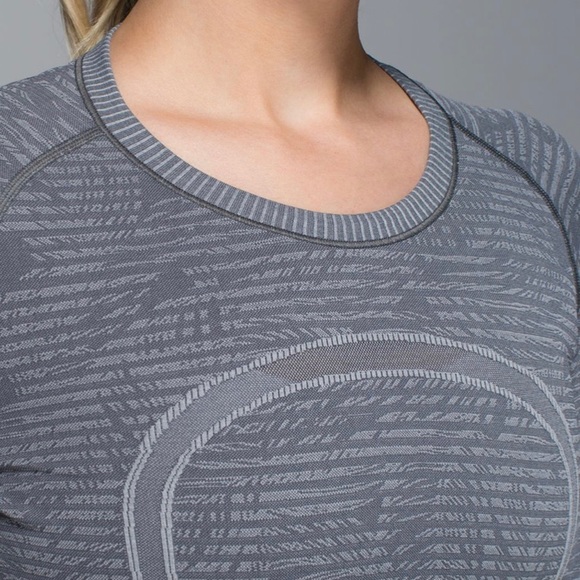 lululemon | Swiftly Tech Long Sleeve | grey print | size 6 - Picture 3 of 9